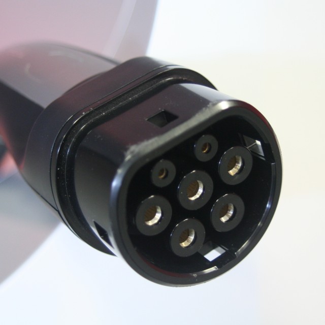 Tesla mobile connector