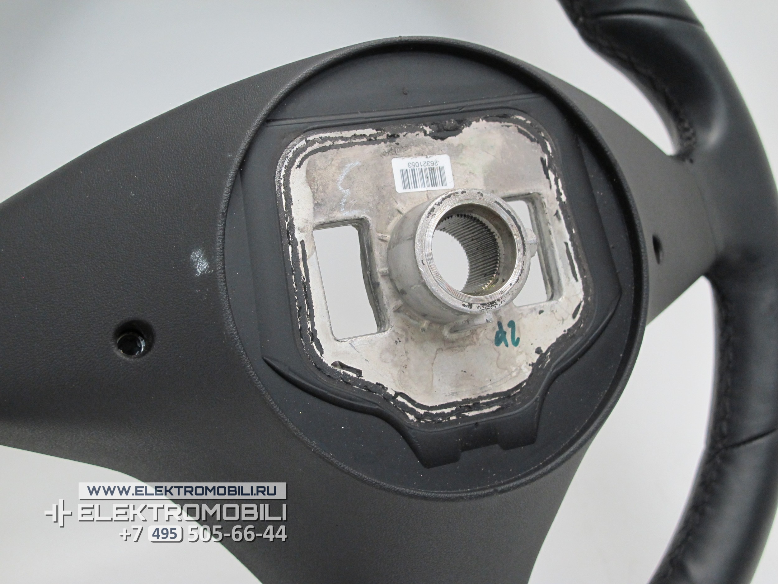 Колесо рулевое с подогревом, кожа, цвет черный БУ